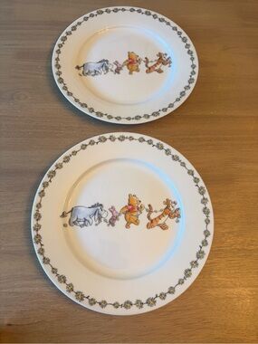 Disney Winnie The Pooh Dinner Plate with Daisy Chain (set of 2)